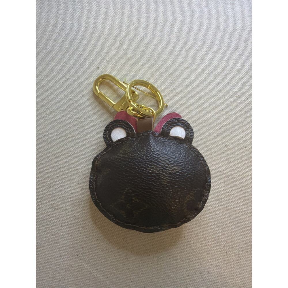 Upcycled Luxury Female Teddy Bear w/Hot Pink Bow Key Ring - Picture 2 of 3